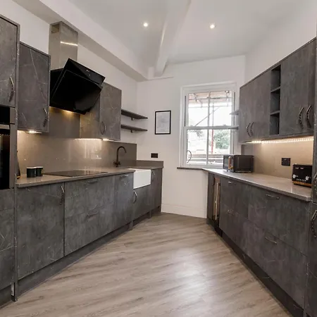 Clarence Street Luxury Centre Close To Minster Apartment *